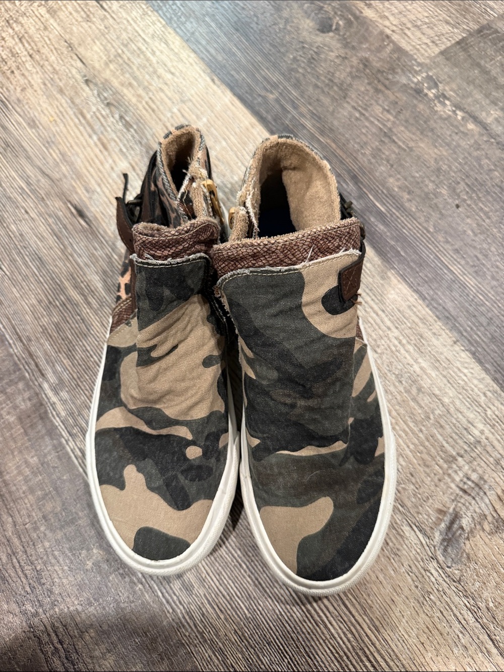 High-Top Camo Slip-On Sneakers - Brown/Green
